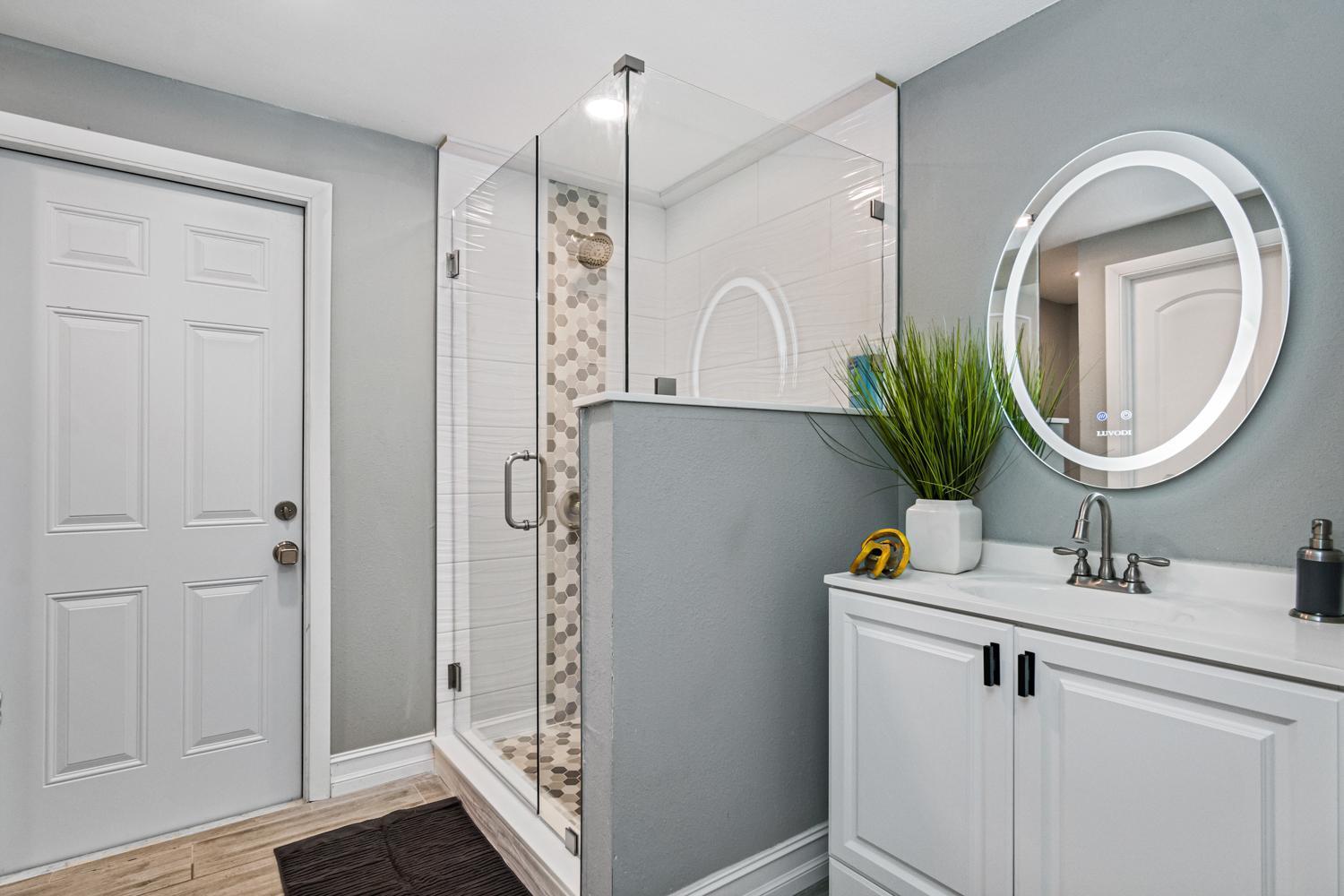 Modern House In Clearwater With Access To A Shared Swimming Pool Apartment Safety Harbor Room photo